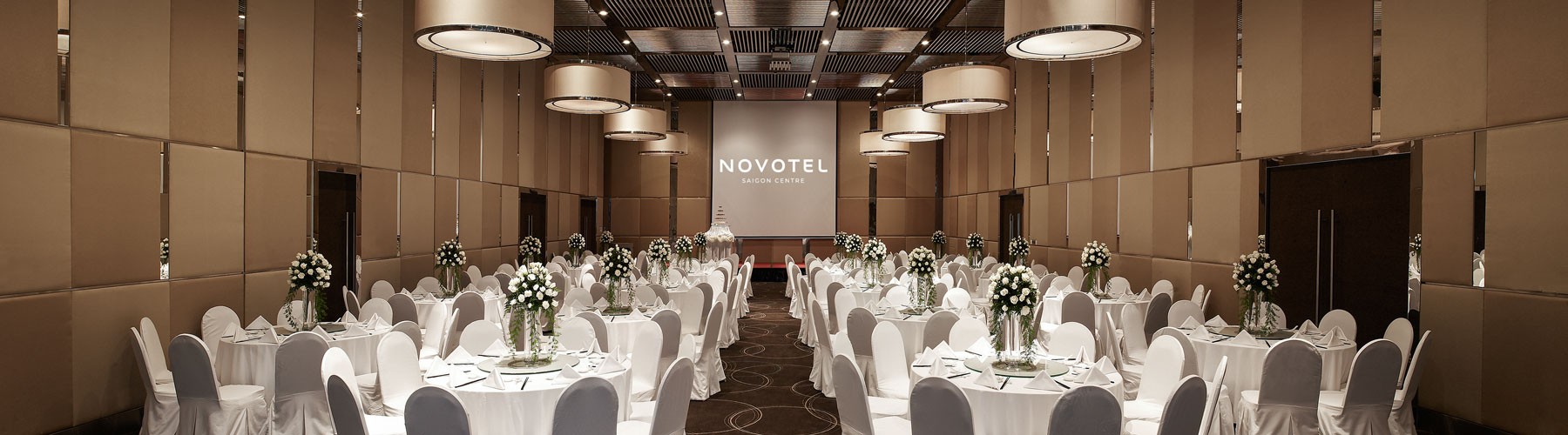 Executive Suite  Novotel Saigon Centre