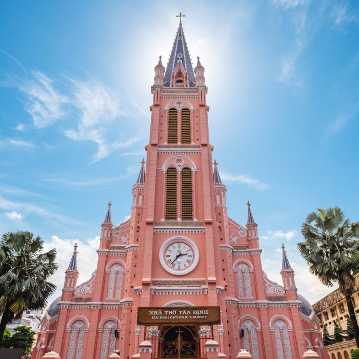 tan-dinh-church