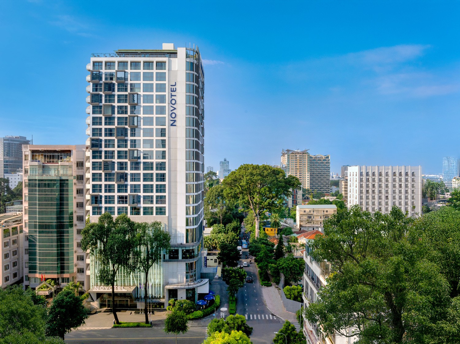 business hotel novotel saigon centre