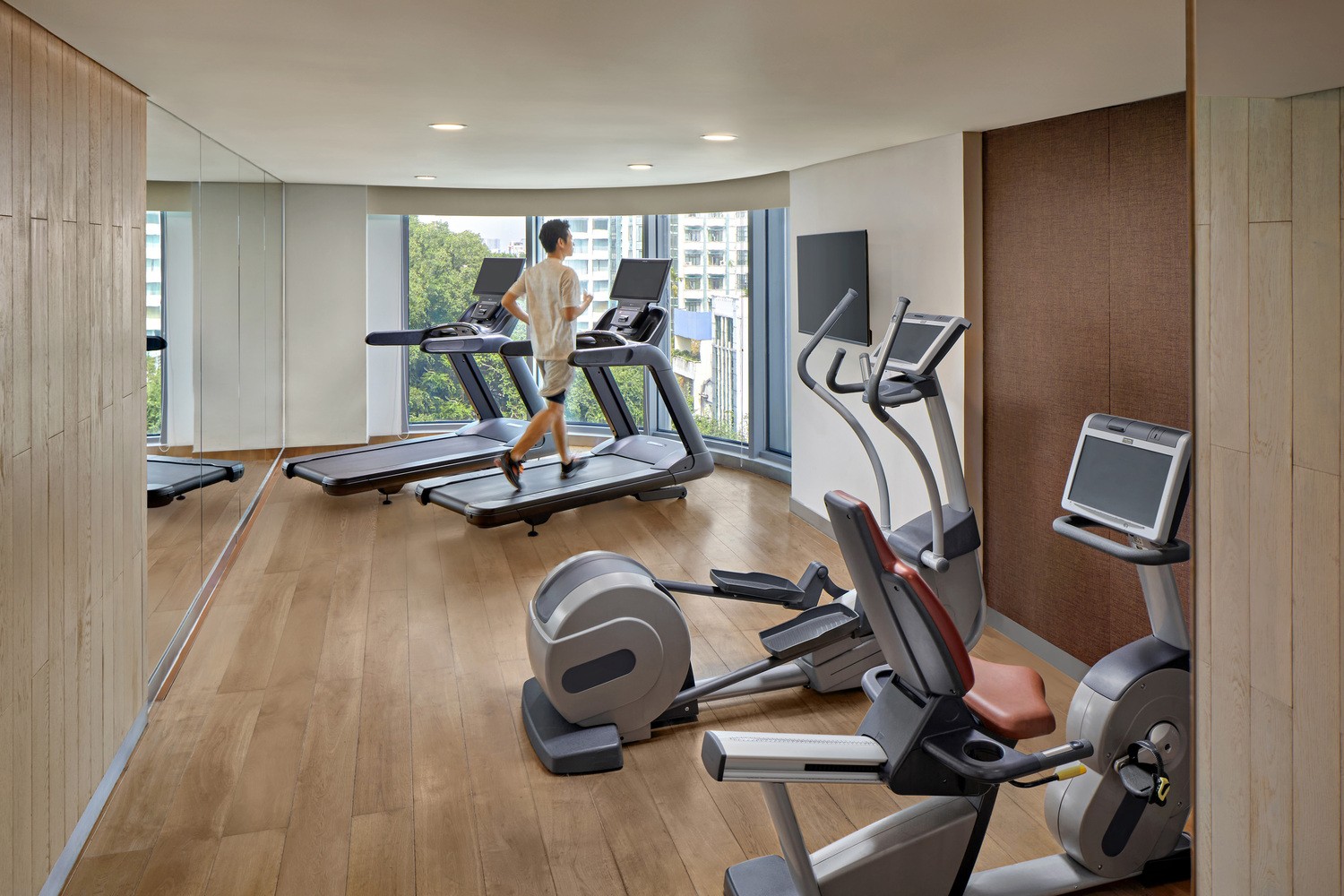 Fitness centre in Novotel Saigon Centre