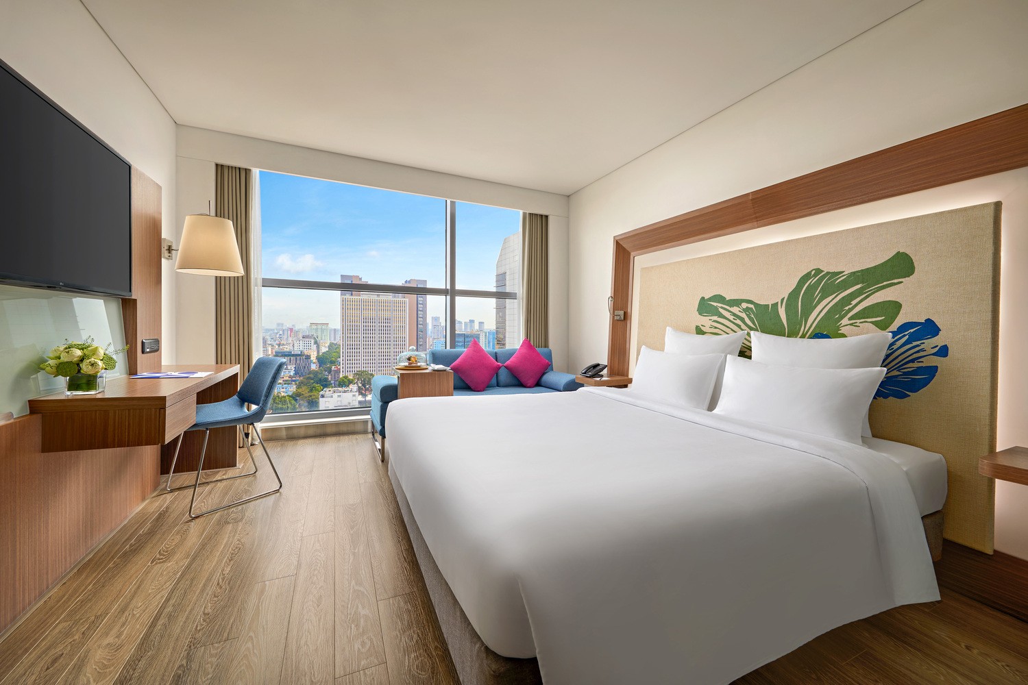 Superior king room view
