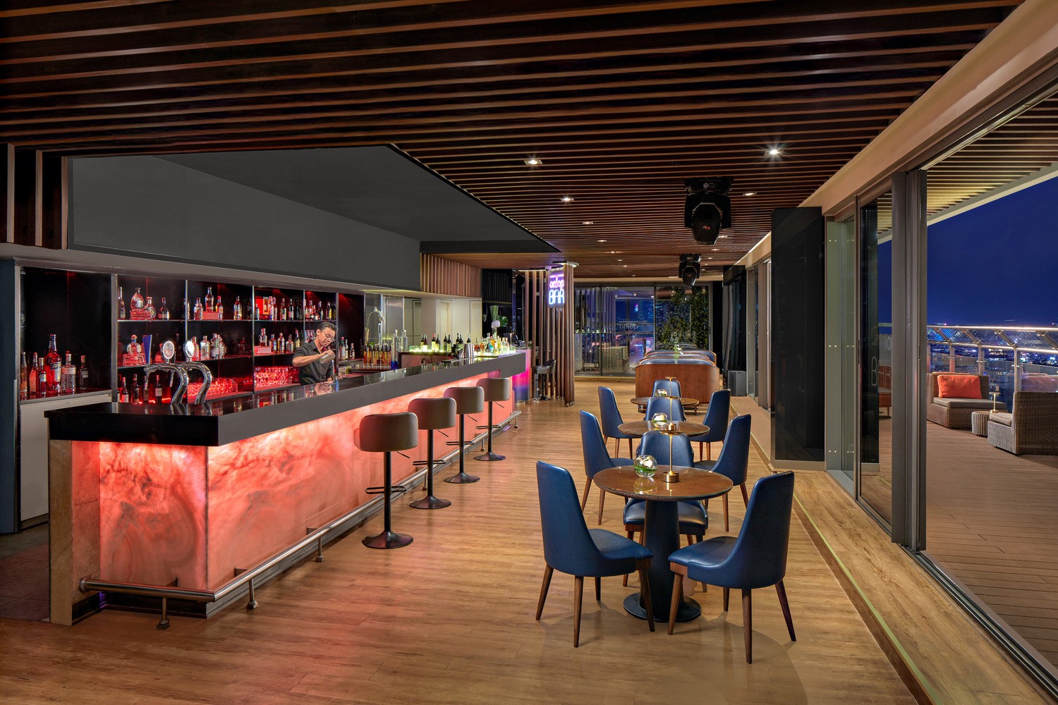 OnTop Bar
