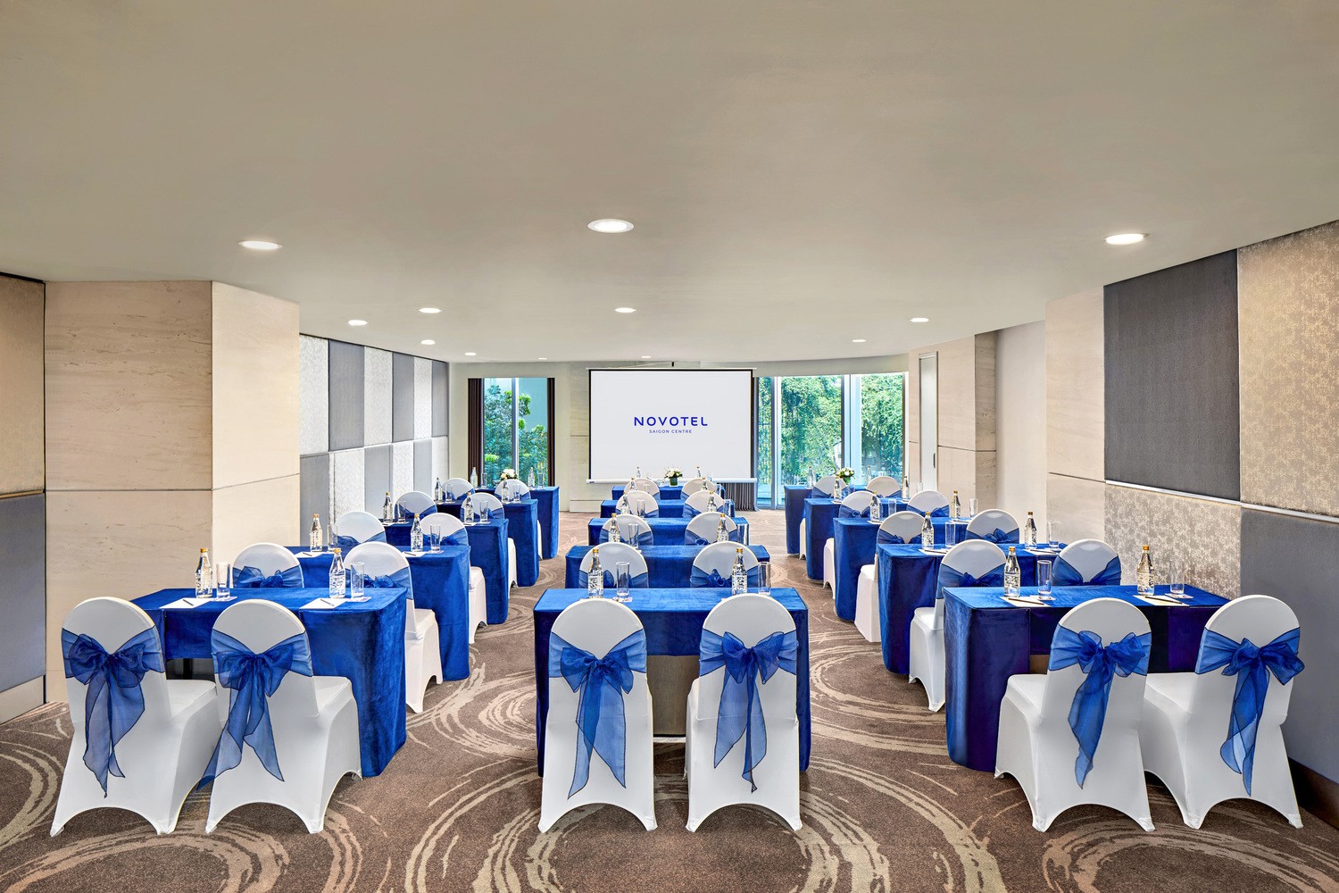 Bordeaux meeting room
