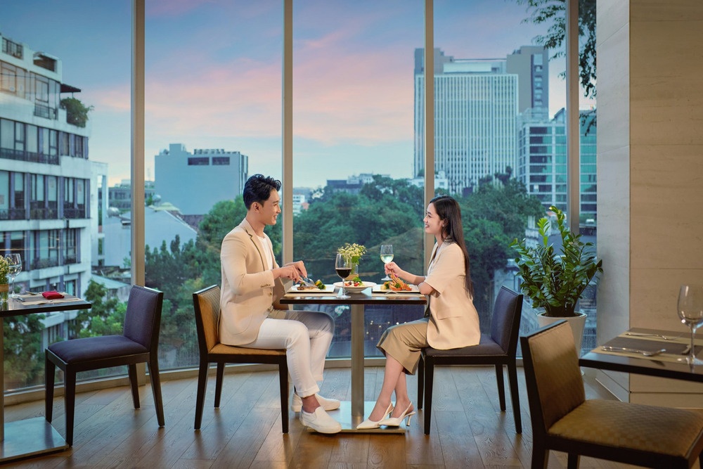dùng bữa tại Food Exchange Restaurant