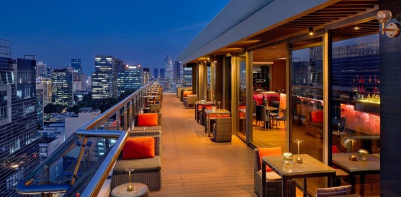 OnTop Bar tại Novotel Saigon Centre
