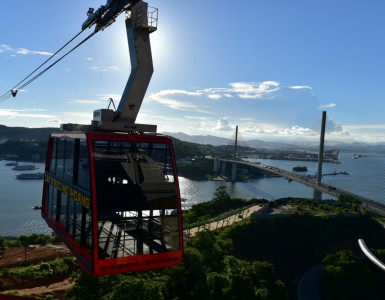 queen-cable-car-and-sun-wheel