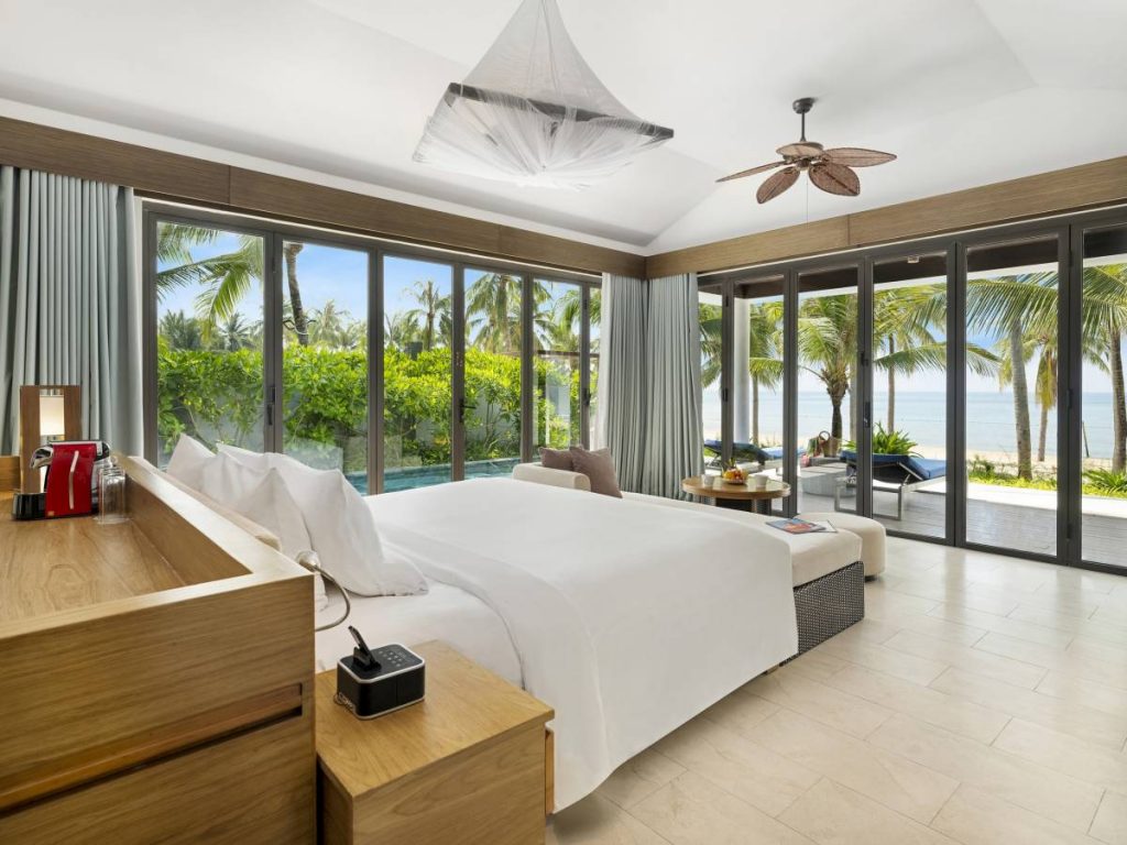 Novotel Phu Quoc Resort - Deluxe Beachfront Bungalow with Private Pool