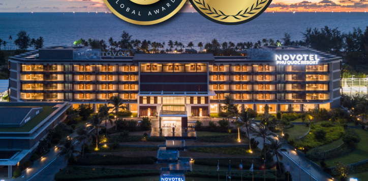 award-02
