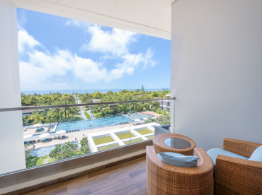 superior-double-pool-view