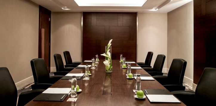 eight-contemporary-meeting-rooms