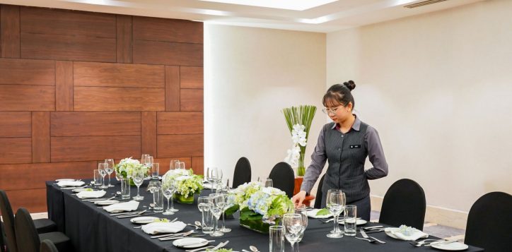 western-style-table-setup-2