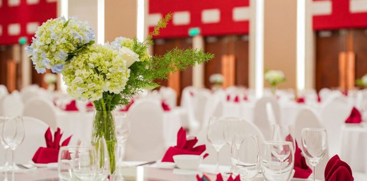 van-mieu-grand-ballroom-round-table-setup-3