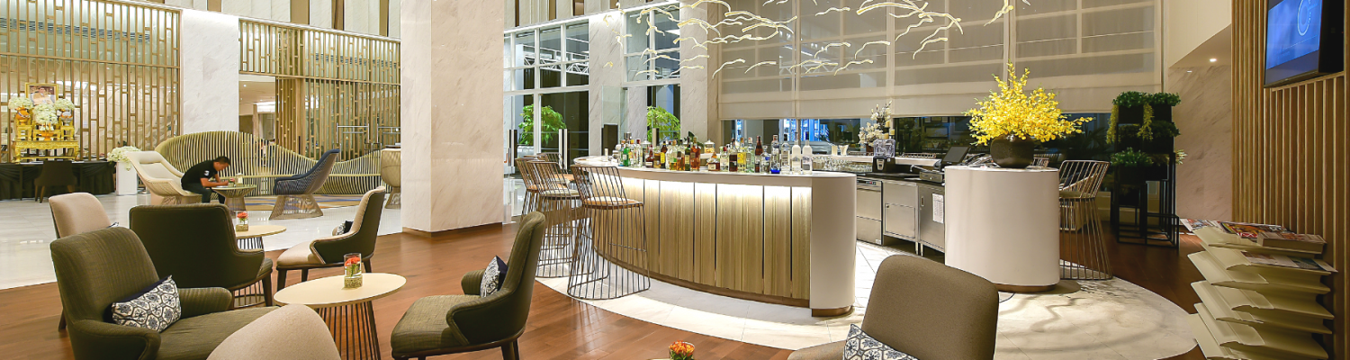 Novotel Phuket Phokeethra Lua Lobby Bar
