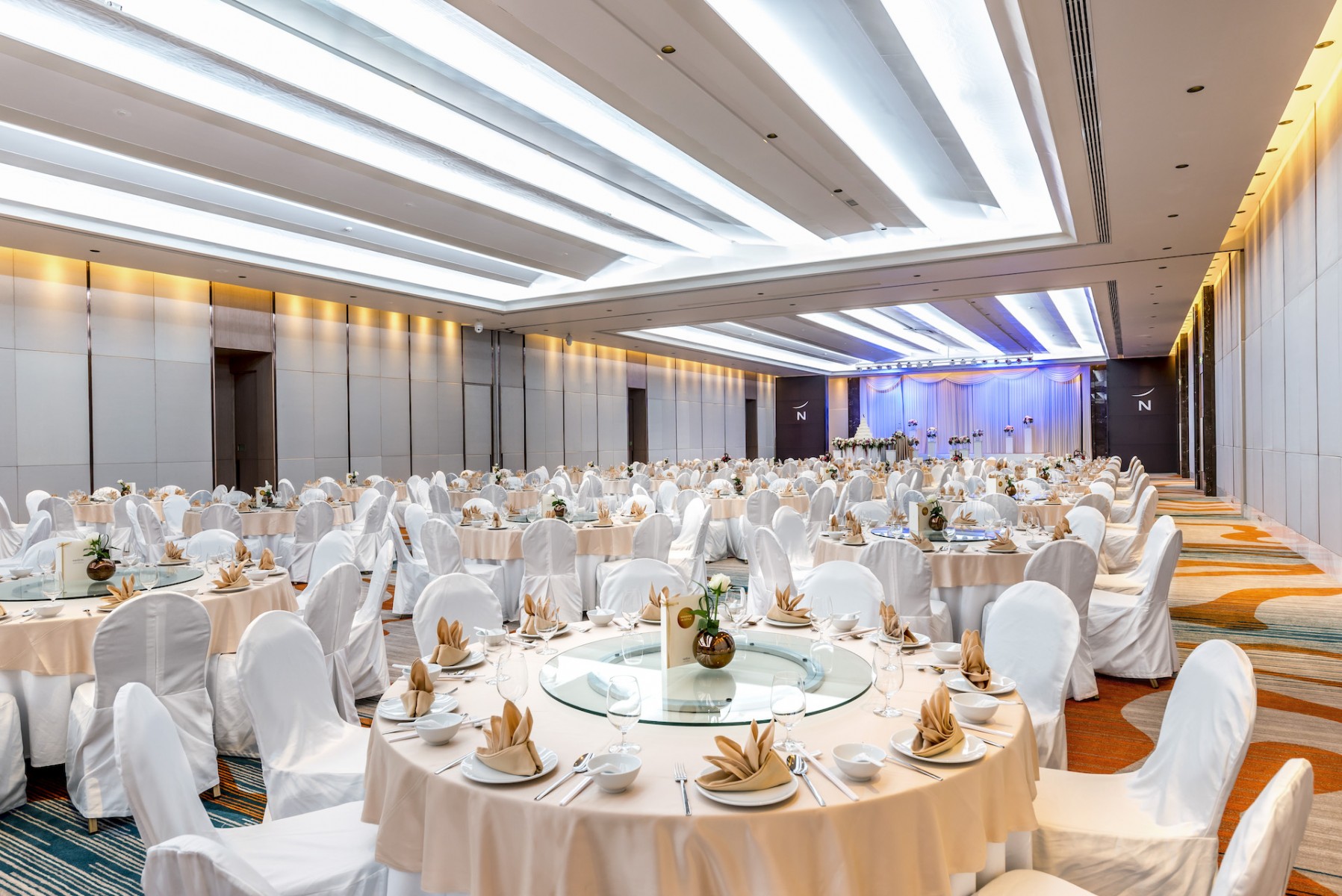 Novotel Phuket City Phokeethra - Weddings in Phuket