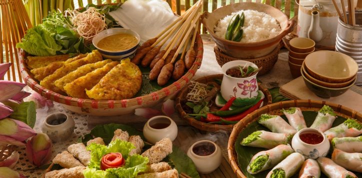vietnamese-traditional-food-photo-special-event-bubble-beats-and-brunch-pullman-danang-beach-resort-banh-xeo-pancake-lotus-rice-tea-nem-lui-tea-element