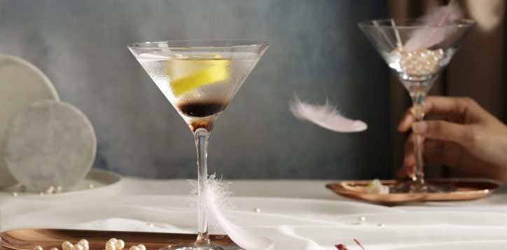 infinity-dragon-fly-lillet-martini-signature