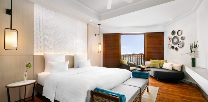deluxe-king-bed-room-cottage-at-pullman-danang-beach-resort-vietnam-5-star-hotel2