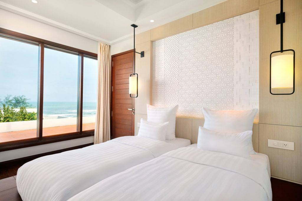 Pullman-FamilySuite-Angle03-Family-Suite-at-Pullman-Danang-Beach-Resort-5-star-hotel