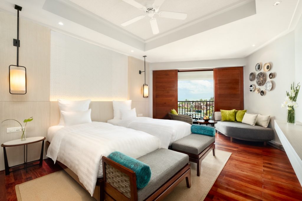 Pullman-DeluxeBayView-Angle03_Pullman-Danang-Beach-Resort_5-Star-Hotel
