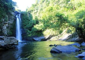 gieng-troi-waterfall-danang-streams-and-lakes