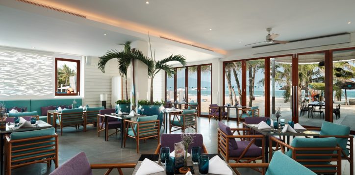 azure-beach-lounge