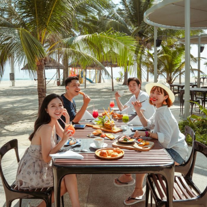 azure-beach-lounge-launches-new-menu