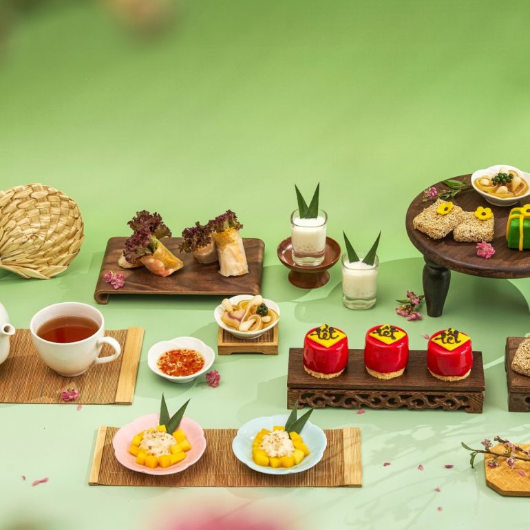 tra-chieu-nghenh-xuan