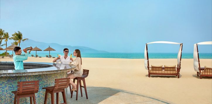 azures-fresh-taste-of-the-coast