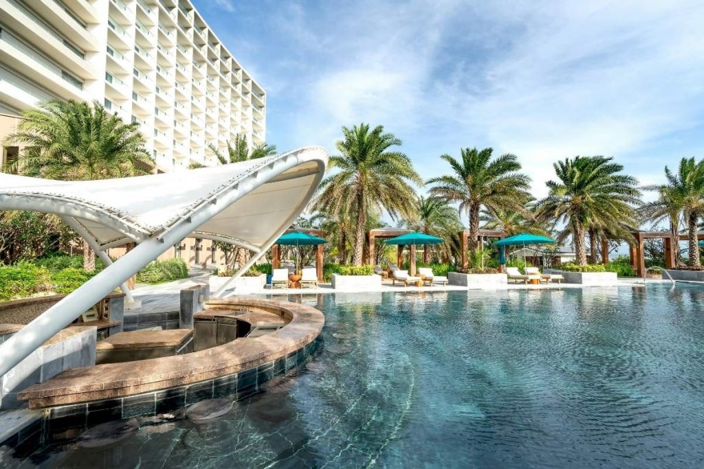 5-stars-resort-sheraton-grand-danang-beach-resort & Spa