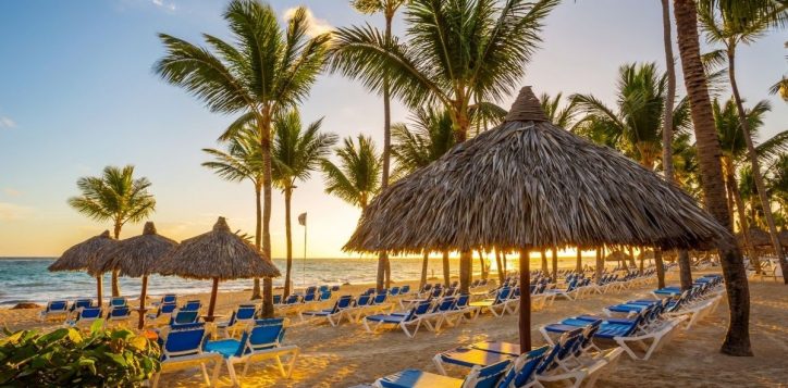 top-8-luxury-beach-resorts-in-da-nang-vietnam