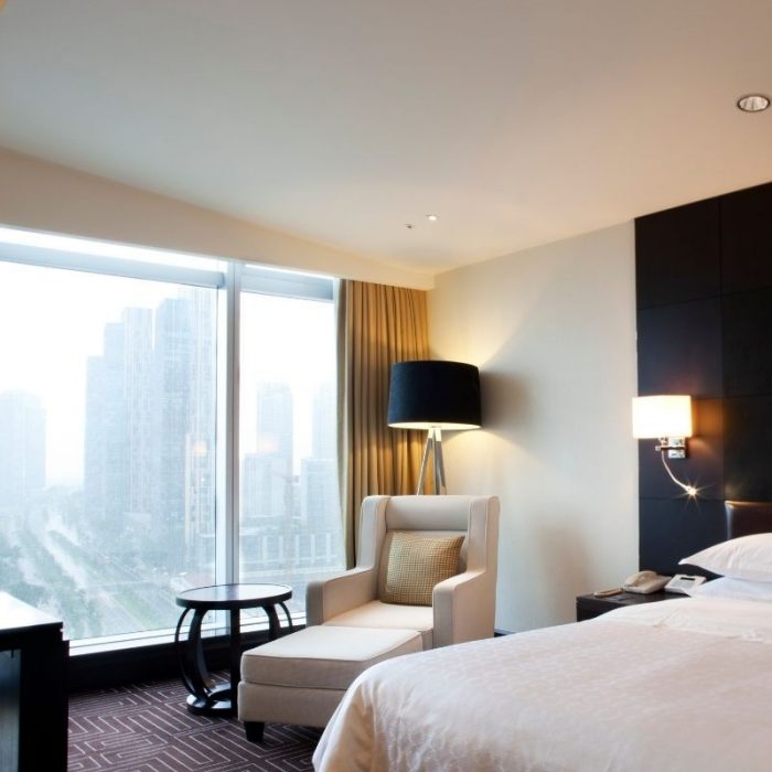 top-10-resorts-with-executive-desks-in-da-nang