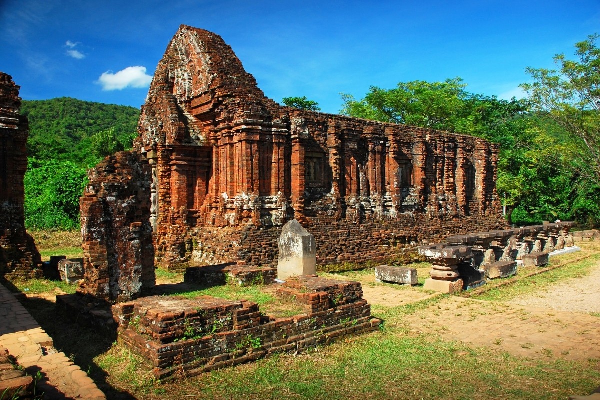 Ancient history of the Champa Kingdom at Mỹ Sơn Sanctuary