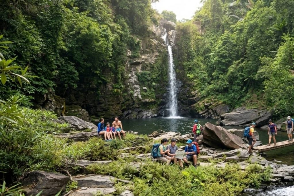 在Da Nang的Gieng Troi徒步