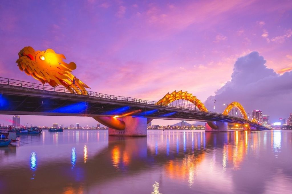 dragon bridge in 30 april–1 may da nang itinerary