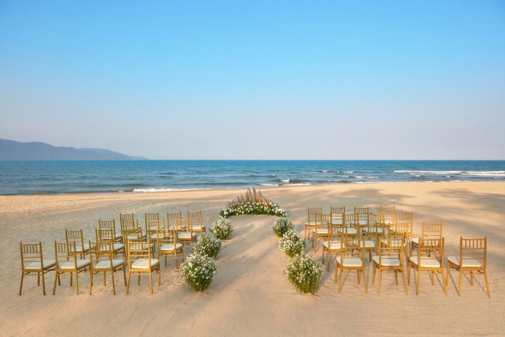 pullman-da-nang-beach-resort