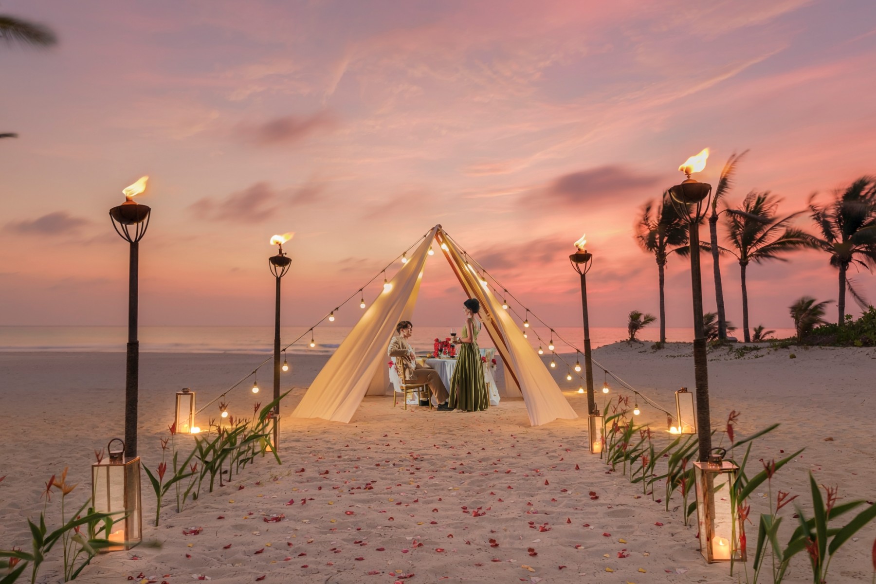Romantic Dinner by the Beach