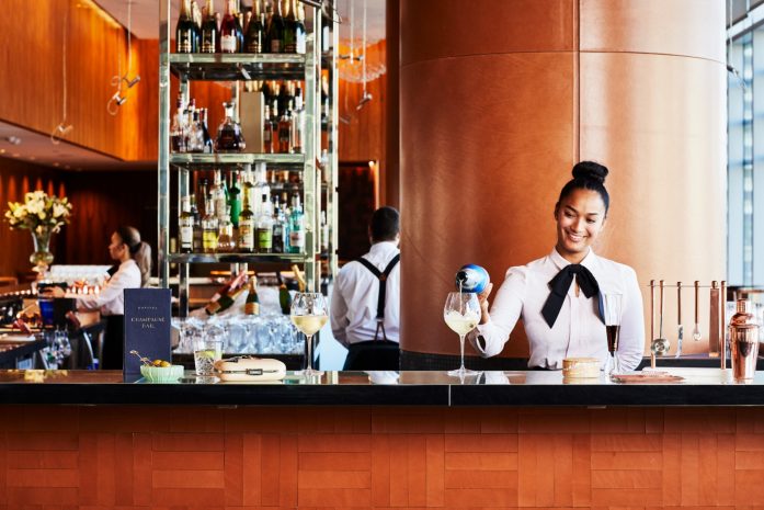 sofitel-sydney-darling-harbour-hotel-porte-cochere-night