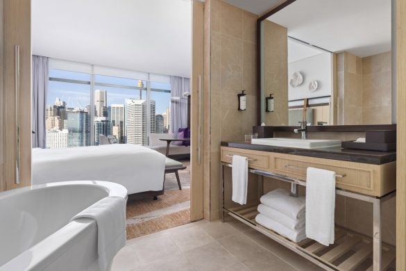 superior-room-darling-harbour-view-premium-bath