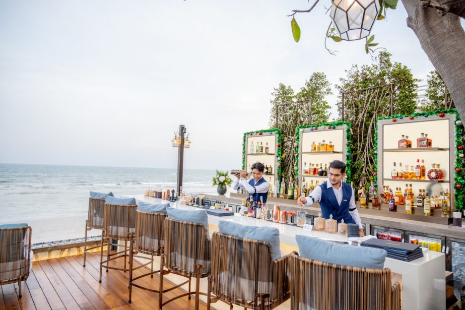 akoya-beach-lounge