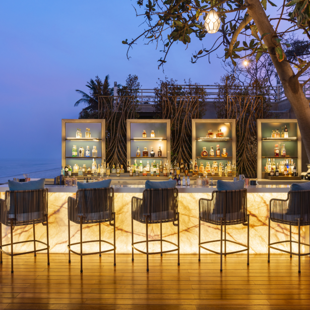 akoya-beach-lounge