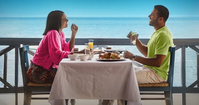 igs_dpsp-345_mea_apac_3x_dining_signage_awareness_static_portrait_generic_1080x1920_en