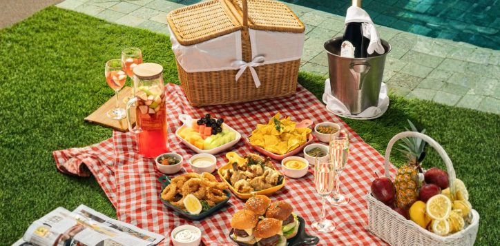 poolside-picnic-escape-in-jakarta