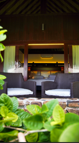 luxury-garden-beach-view-villa