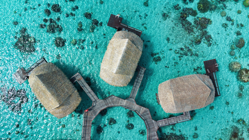 superior-overwater-horizon-villa