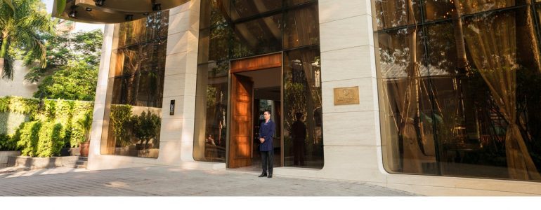 hotel-des-arts-saigon-won-the-prestigious-2016-world-luxury-hotel-awards-asias-luxury-business-hotel