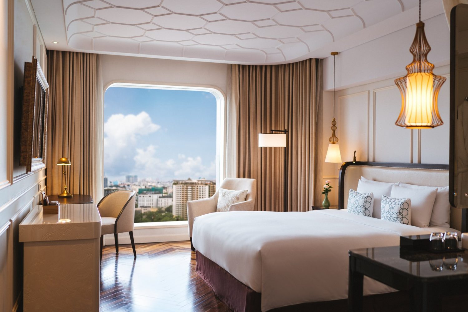 Phòng Sky Deluxe | Khách sạn Hôtel des Arts Saigon