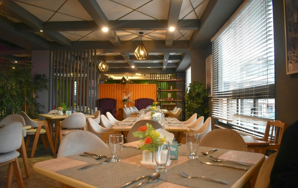 best western restaurant in saigon-3G Three Gourmands