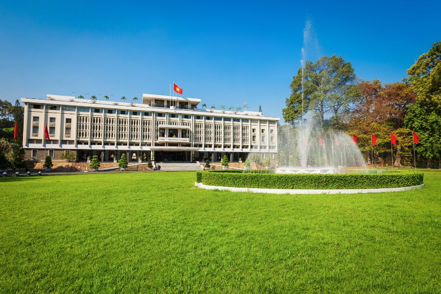 architecture of independence palace