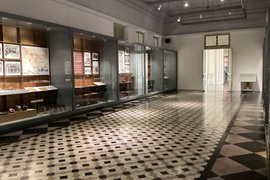 discover indoor ho chi minh city museum