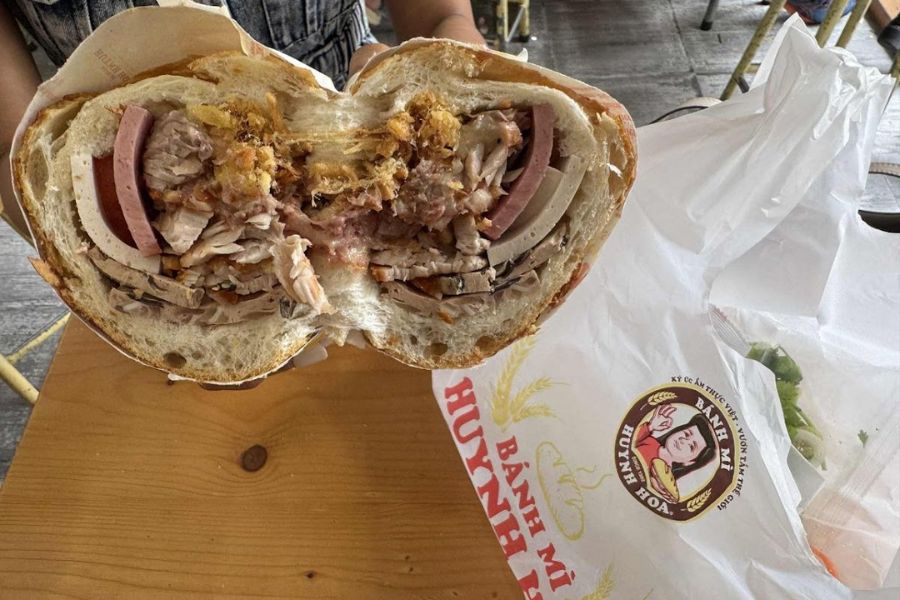 banh mi huynh hoa saigon